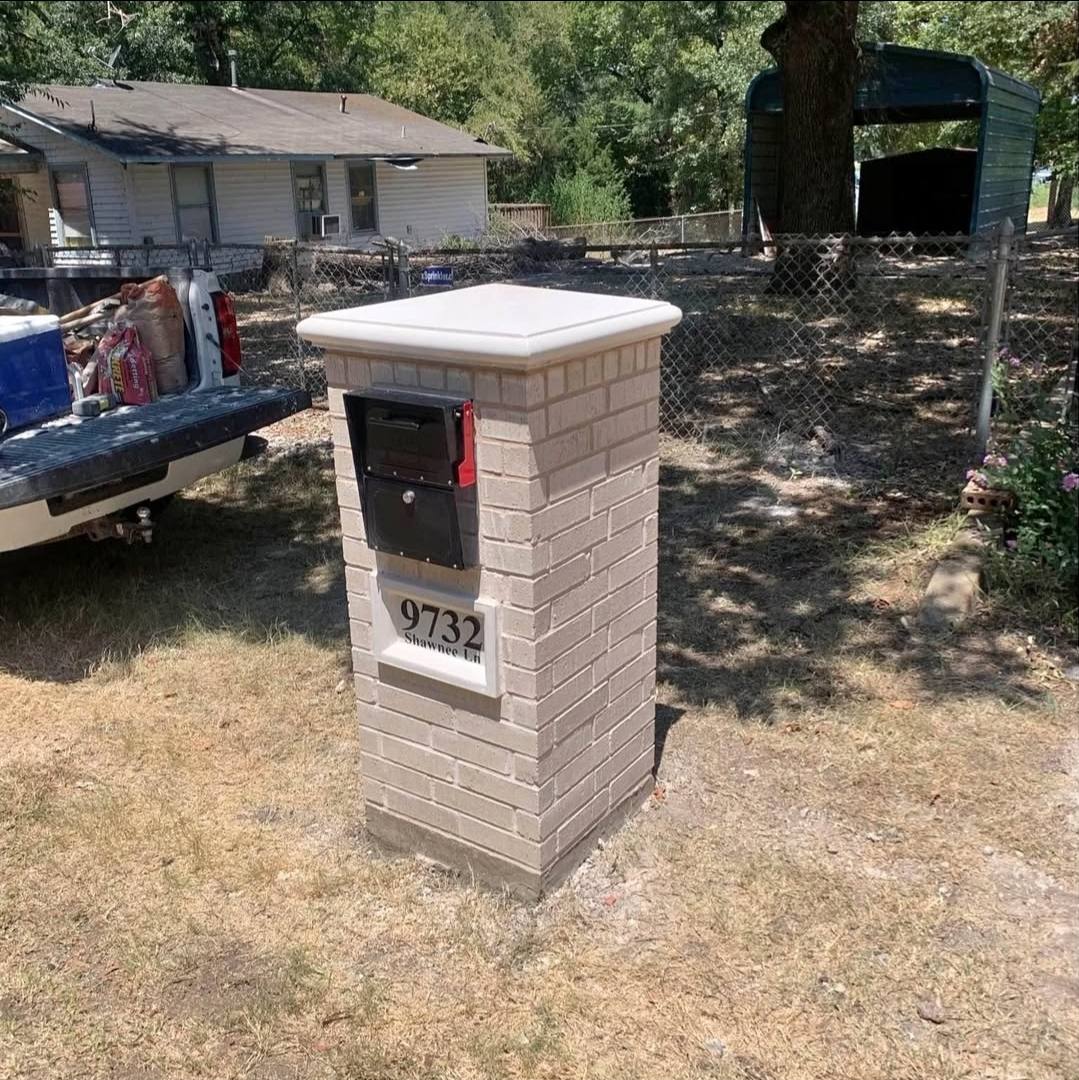 Mailbox post replacement concrete set
